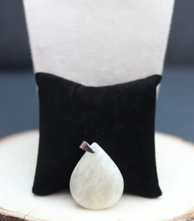 PENDENTIF PIERRE DE LUNE
