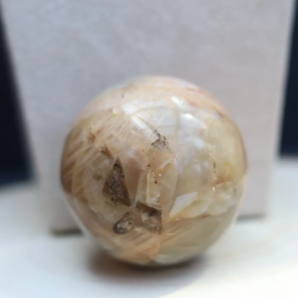 SPHERE PIERRE DE LUNE