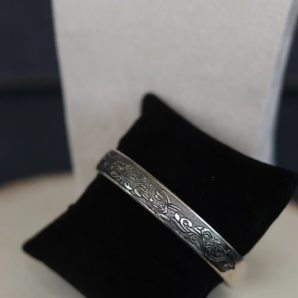 JONC TRIBAL ARGENTE COUSSIN